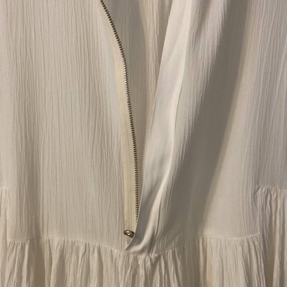 VINCE Dress Maxi size M white color length 50” bust 32” perfect for summer - Picture 6 of 16